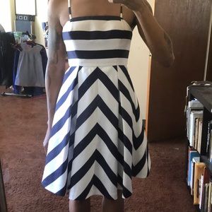 Nautical Jessica Simpson Navy and White dress